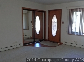 1103 Foothill, Champaign, IL 61821 photo 4