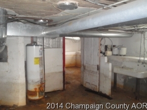 301 E Washington Ave, Casey, IL 62420 photo 9