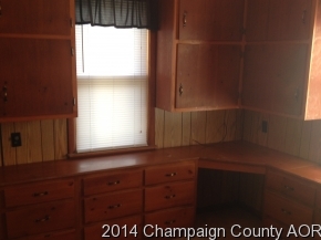 417 S Prairie St, Bement, IL 61813 photo 2