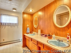401 S Washington St, Sidney, IL 61877 photo 10