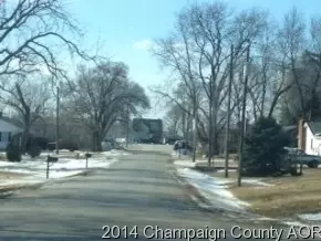 301 E Walnut St, Hudson, IL 61748 photo 3