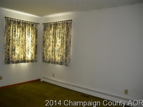 417 Cedar Ln, Arthur, IL 61911 photo 18
