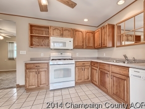 2806 Judith, Champaign, IL 61821 photo 5