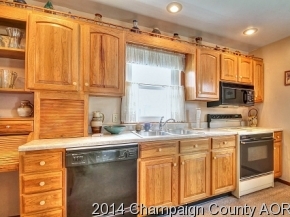 1906 Roberta Ln, Champaign, IL 61821 photo 7