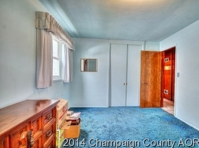 1906 Roberta Ln, Champaign, IL 61821 photo 9
