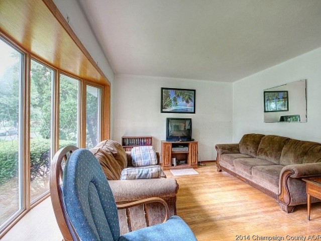 2005 Broadmoor Dr, Champaign, IL 61821 photo 4