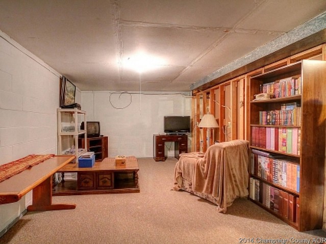 2005 Broadmoor Dr, Champaign, IL 61821 photo 16