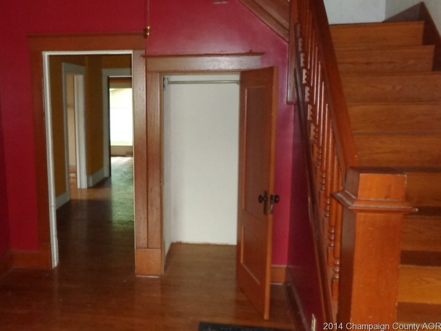 362 W Maple St, Canton, IL 61520 photo 7