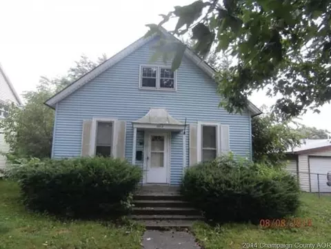 2012 Moultrie Ave, Mattoon, IL 61938 photo 1
