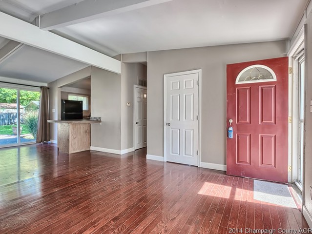 1502 Dobbins, Champaign, IL 61821 photo 4
