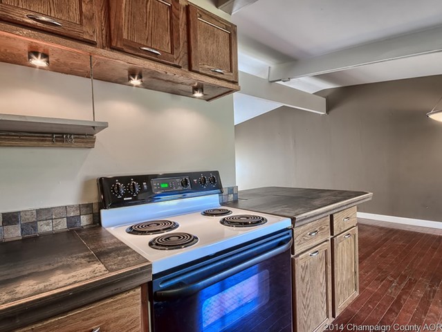 1502 Dobbins, Champaign, IL 61821 photo 8