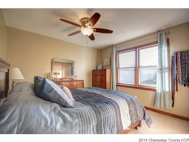903 Alagna Dr, Champaign, IL 61821 photo 15