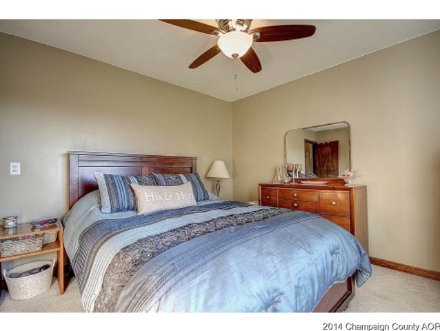 903 Alagna Dr, Champaign, IL 61821 photo 14