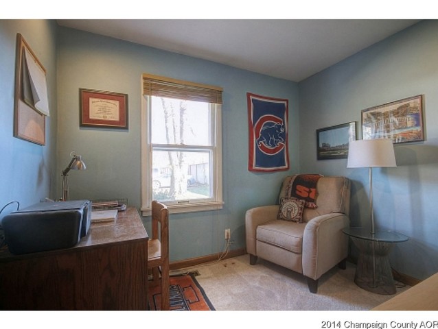 903 Alagna Dr, Champaign, IL 61821 photo 10