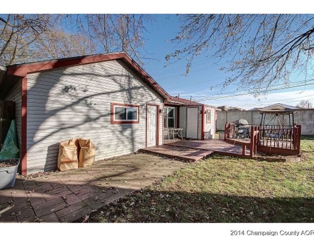 903 Alagna Dr, Champaign, IL 61821 photo 3
