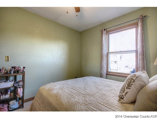 903 Alagna Dr, Champaign, IL 61821 photo 13