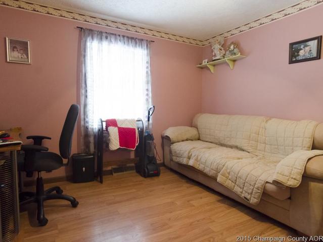 1032 Pinecrest Dr, Rantoul, IL 61866 photo 16