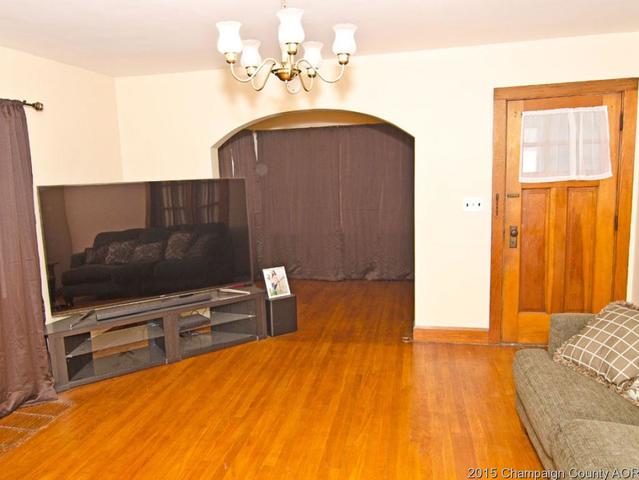 104 W State St, Potomac, IL 61865 photo 3
