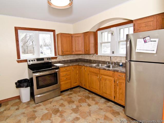 104 W State St, Potomac, IL 61865 photo 7