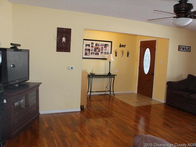 1006 Cr 2125 E, Sidney, IL 61877 photo 4