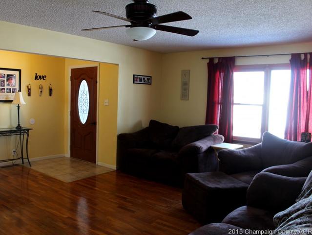 1006 Cr 2125 E, Sidney, IL 61877 photo 3