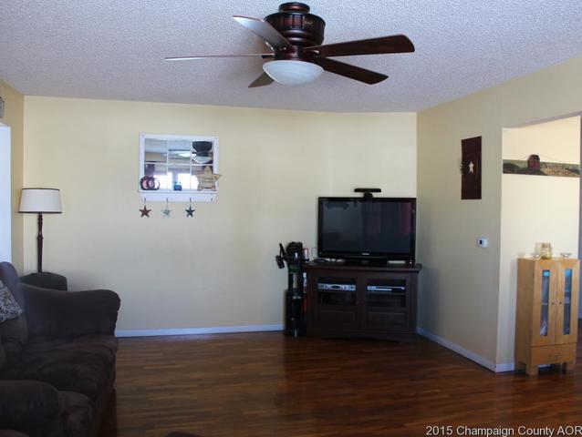 1006 Cr 2125 E, Sidney, IL 61877 photo 6
