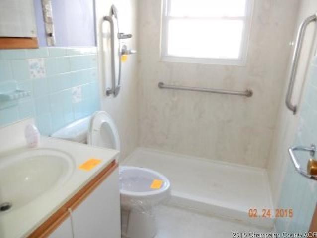 2702 Willowpark Dr, Champaign, IL 61821 photo 10