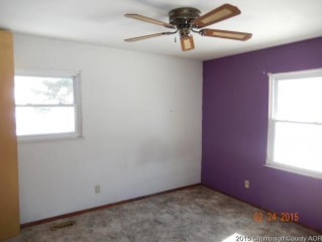 2702 Willowpark Dr, Champaign, IL 61821 photo 8