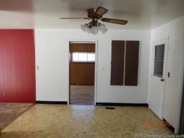 2702 Willowpark Dr, Champaign, IL 61821 photo 4