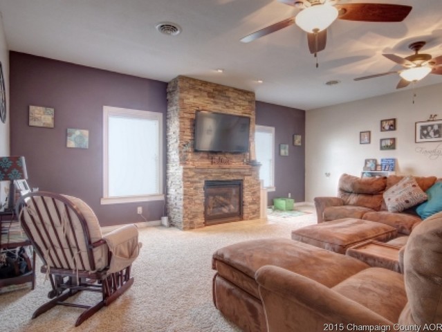 595 E Cr 500 North Rd, Hammond, IL 61929 photo 5