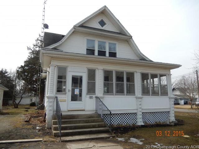 205 E Logan St, Arthur, IL 61911 photo 1