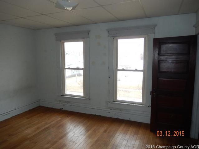205 E Logan St, Arthur, IL 61911 photo 11