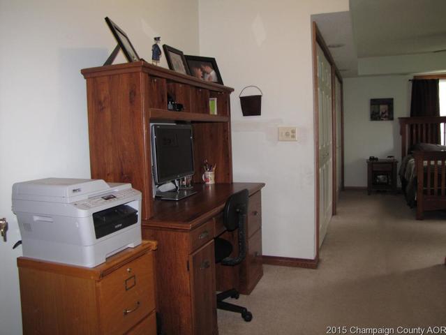 201 E Main St, Camargo, IL 61919 photo 13