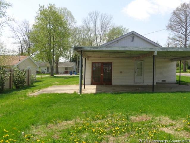 203 E Hardman St, Olney, IL 62450 photo 4