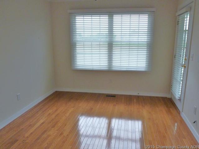 2530 Windward Blvd, Champaign, IL 61821 photo 5