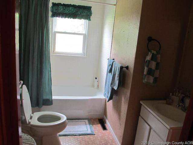 202 N Main, Muncie, IL 61857 photo 14