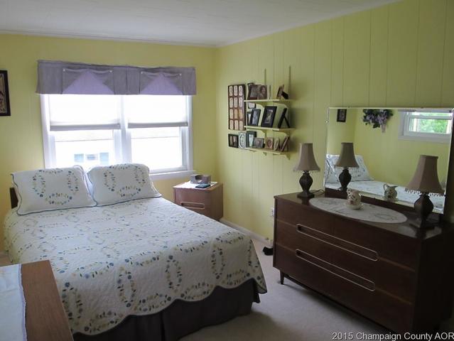 202 N Main, Muncie, IL 61857 photo 7