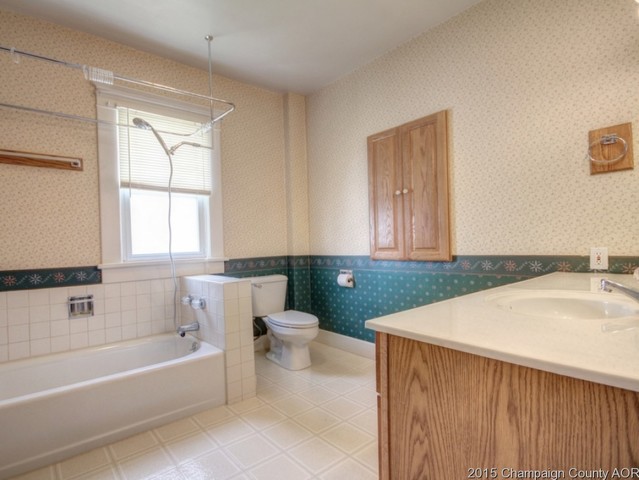 205 E Main, Monticello, IL 61856 photo 18