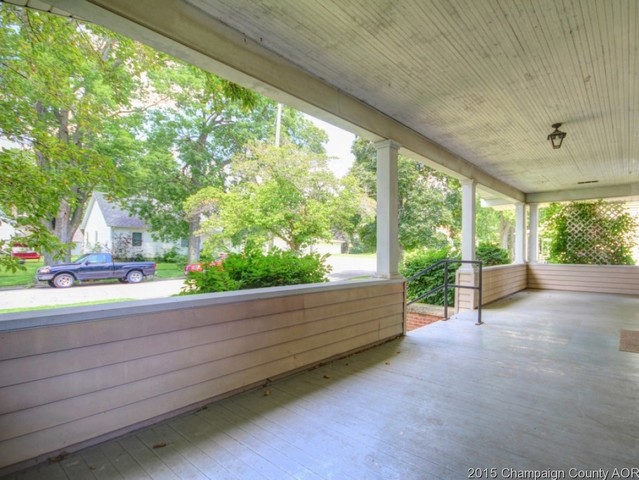 205 E Main, Monticello, IL 61856 photo 4