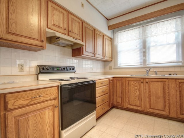 205 E Main, Monticello, IL 61856 photo 12