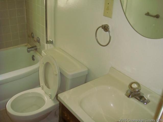 3028 E Trinity Ave, Springfield, IL 62702 photo 10