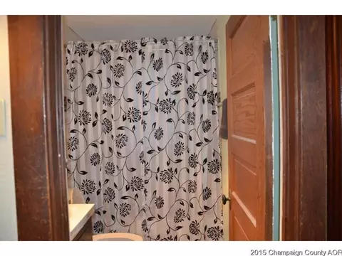 525 S Pine St, Arthur, IL 61911 photo 7