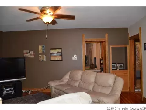 525 S Pine St, Arthur, IL 61911 photo 12
