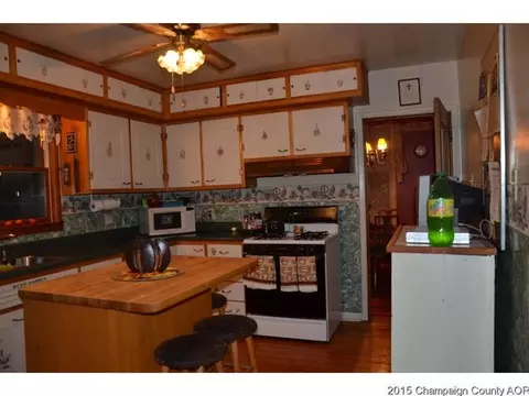 525 S Pine St, Arthur, IL 61911 photo 13
