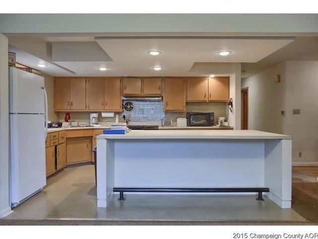1102 Mayfair Rd, Champaign, IL 61821 photo 10