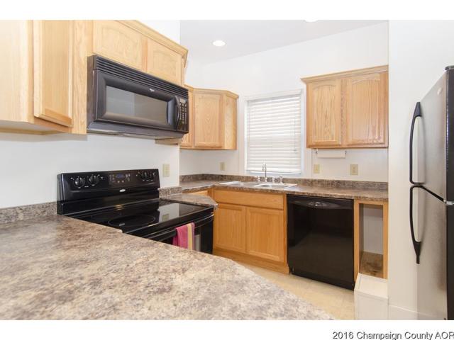 1602 W Washington St, Champaign, IL 61821 photo 6