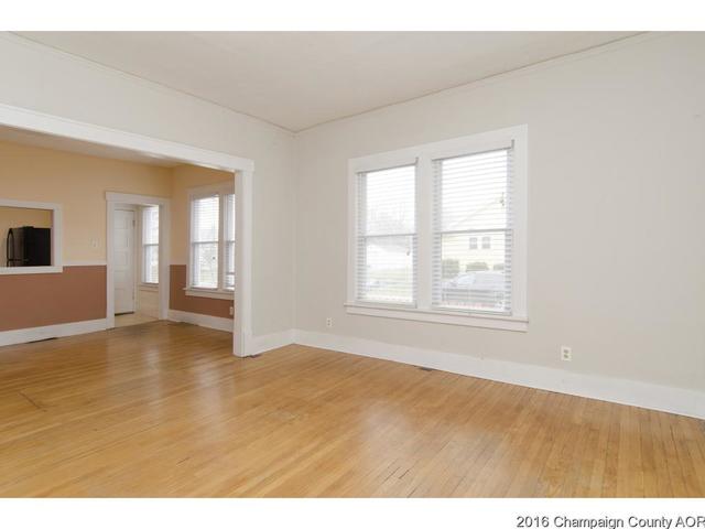 1602 W Washington St, Champaign, IL 61821 photo 2