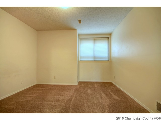 2011 Sunview Dr, Champaign, IL 61821 photo 16