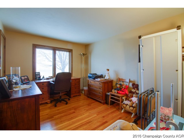 404 E Main St, Royal, IL 61871 photo 15