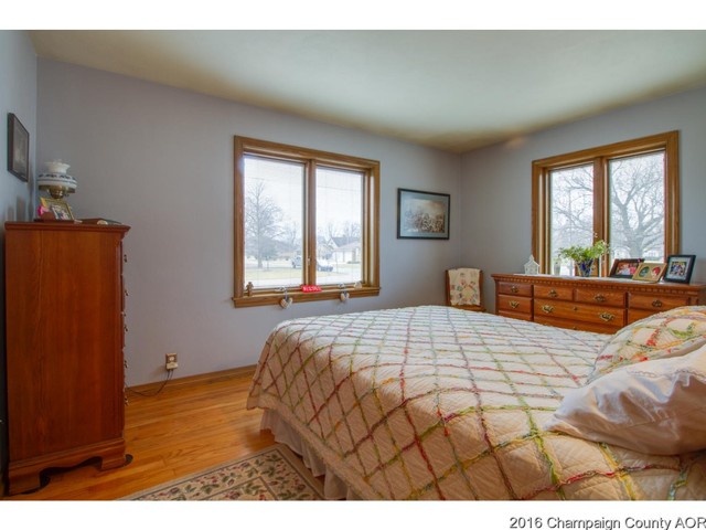 404 E Main St, Royal, IL 61871 photo 14